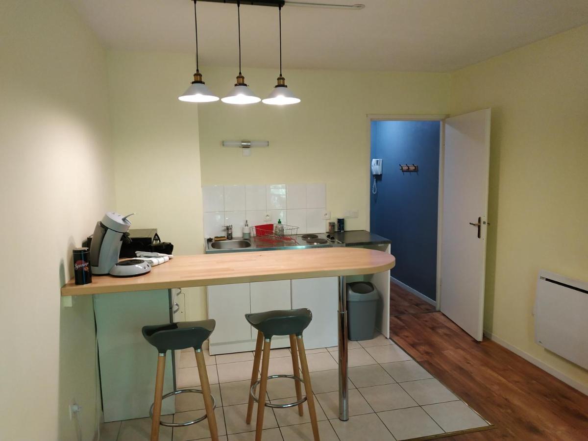 Bonvallet - Studio Paisible Et Chaleureux Avec Balcon Amiens Kamer foto