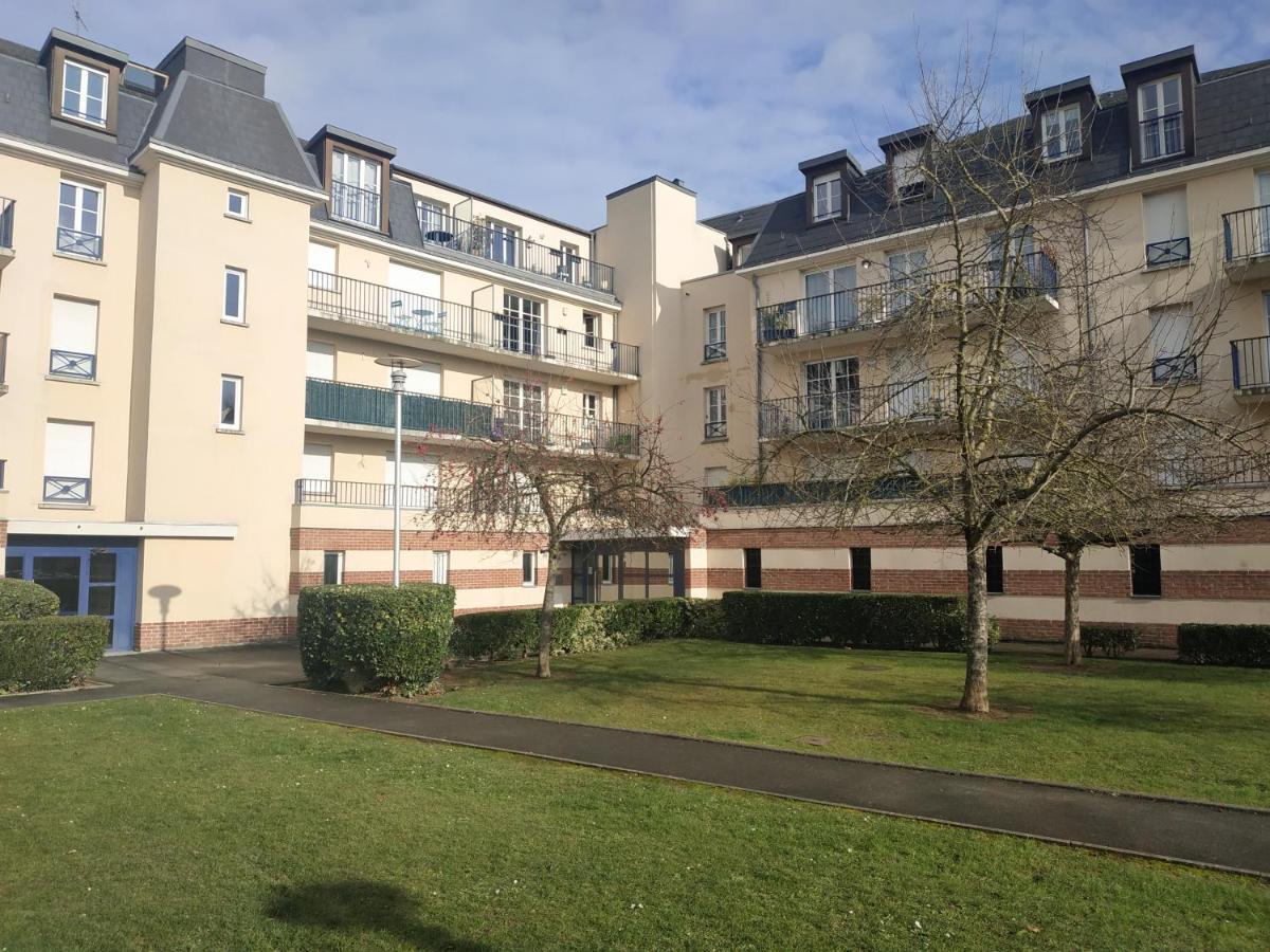 Bonvallet - Studio Paisible Et Chaleureux Avec Balcon Amiens Kamer foto