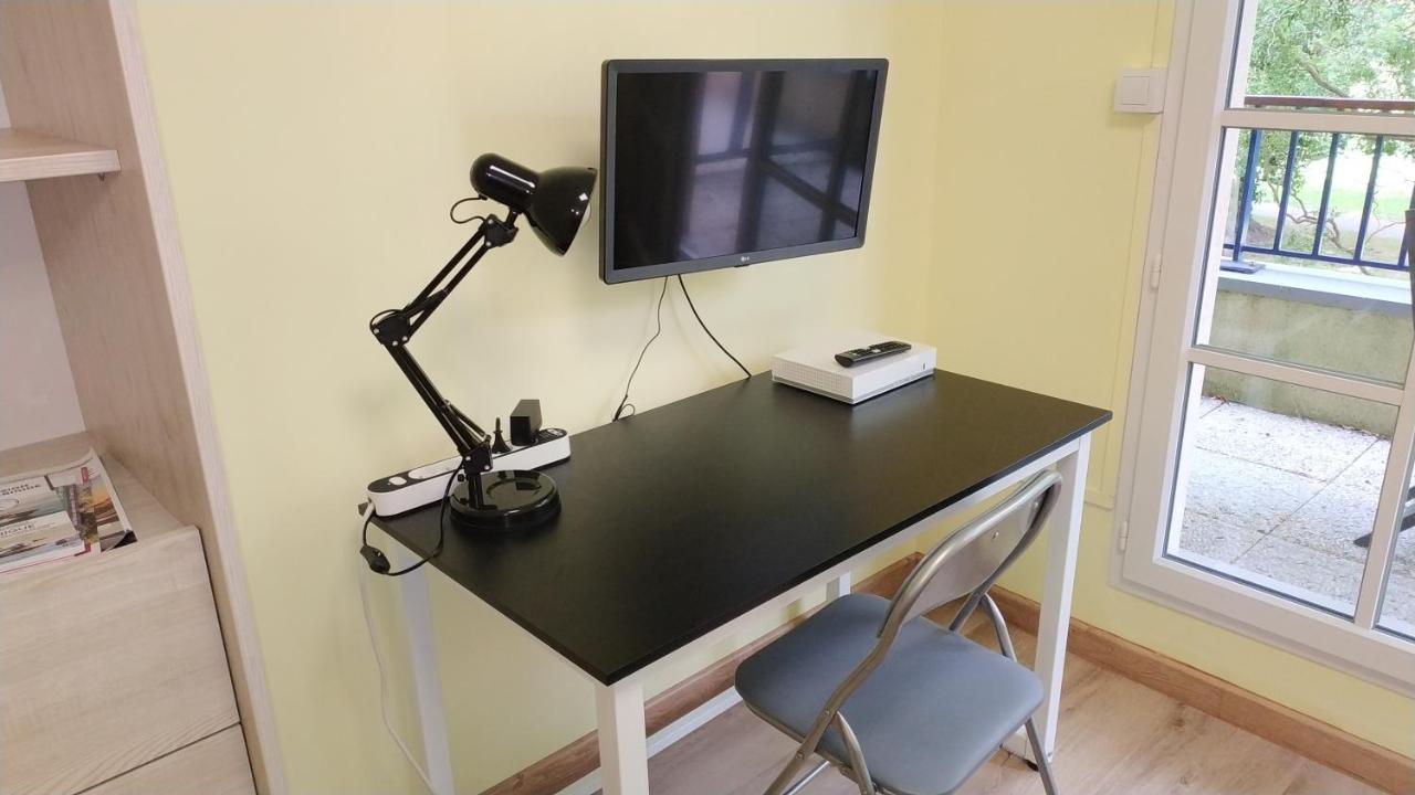 Bonvallet - Studio Paisible Et Chaleureux Avec Balcon Amiens Buitenkant foto